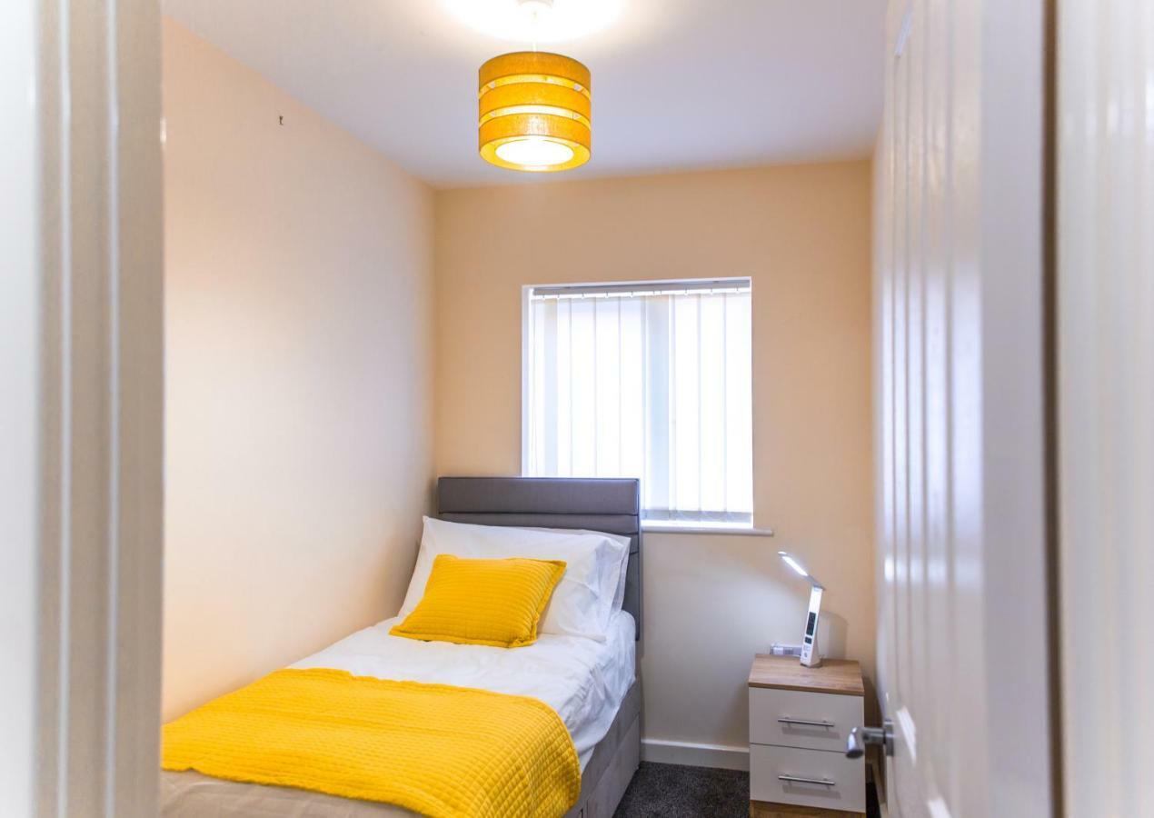 Salford Holiday Apartment Manchester Buitenkant foto