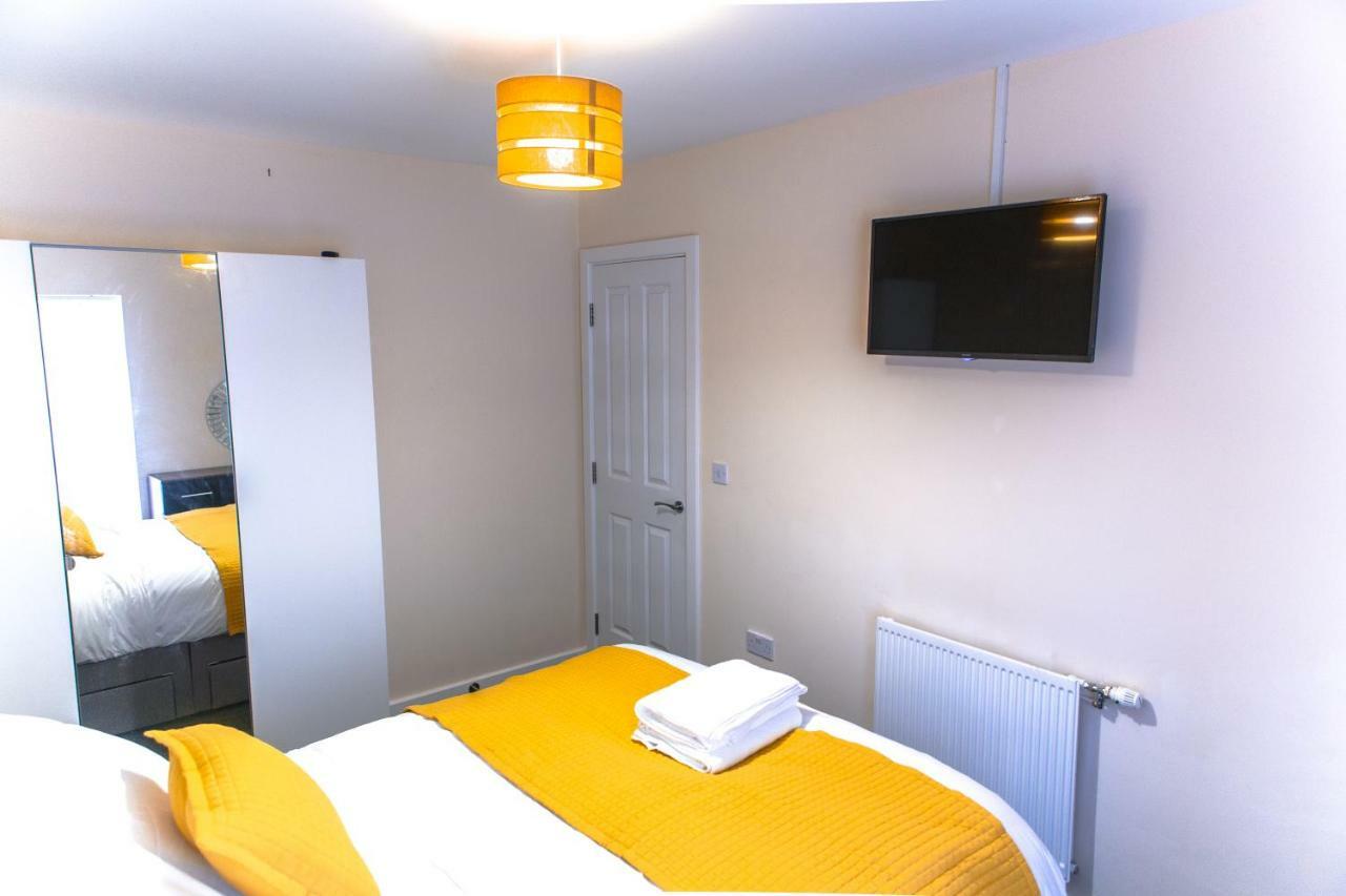 Salford Holiday Apartment Manchester Buitenkant foto