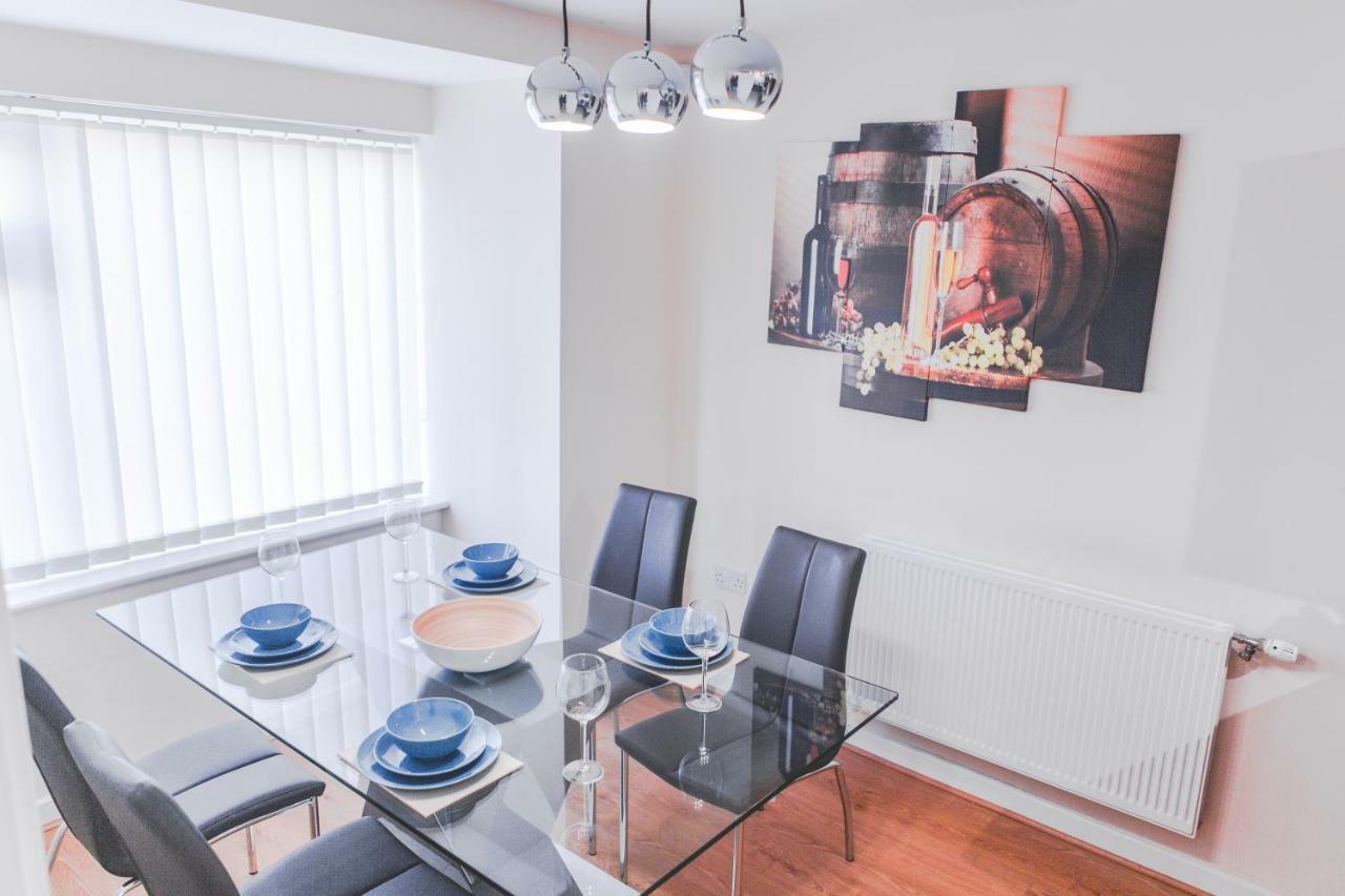 Salford Holiday Apartment Manchester Buitenkant foto