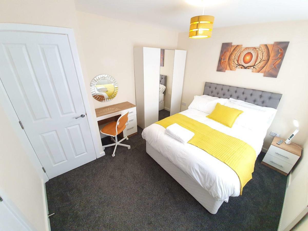 Salford Holiday Apartment Manchester Buitenkant foto